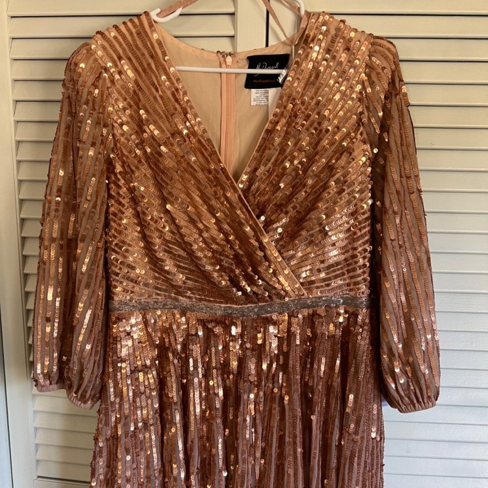 NWT Mac Duggal Sequined Wrap Over 3/4 Sleeve Gown Dress 5509 - Picture 4 of 14